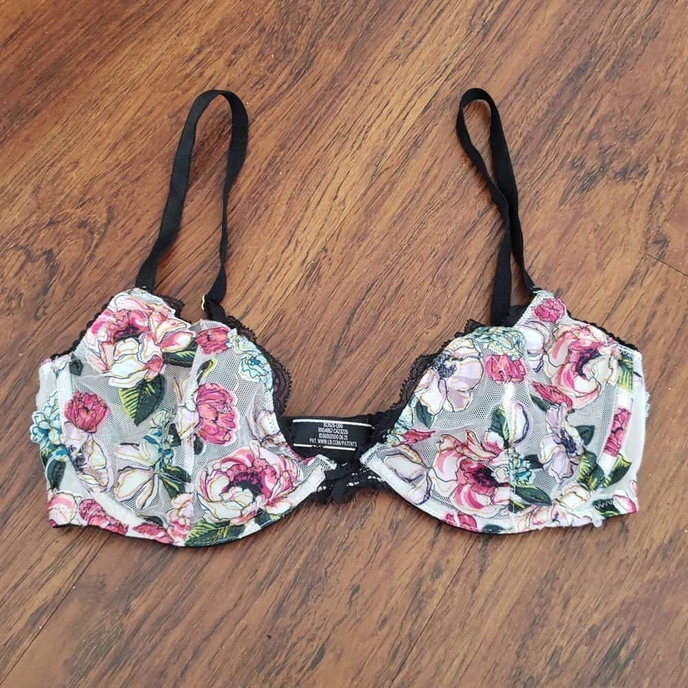 Victoria's Secret Elegant Dainty Fairy Floral Lace Mesh Wired Demi Bra Size 34C